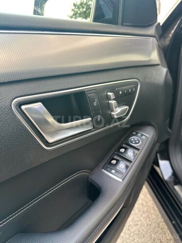 Mercedes E 220 d 4MATIC 2015, 194,000 km - 2.2 л - Bakı