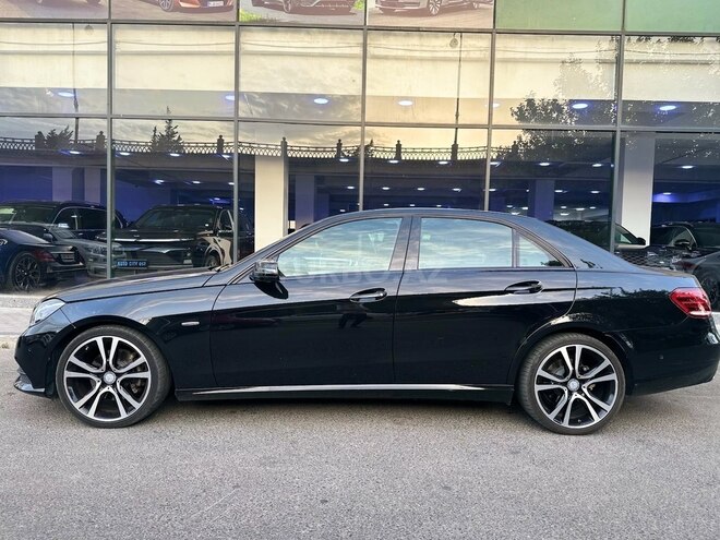Mercedes E 220 d 4MATIC 2015, 194,000 km - 2.2 л - Bakı