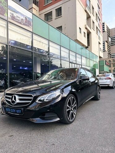 Mercedes E 220 d 4MATIC 2015, 194,000 km - 2.2 л - Bakı