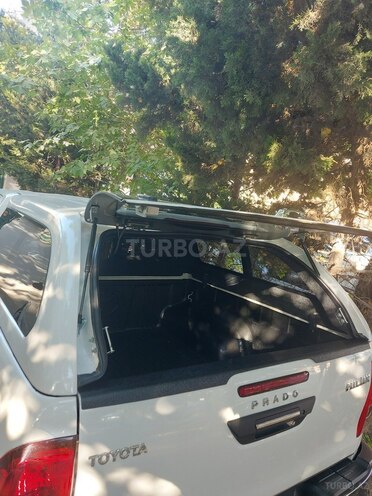 Toyota Hilux 2024, 9,900 km - 2.5 л - Bakı