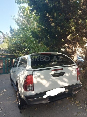 Toyota Hilux 2024, 9,900 km - 2.5 л - Bakı