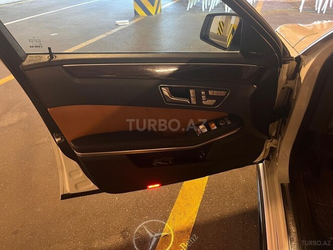 Mercedes E 350 4MATIC 2011, 308,000 km - 3.5 л - Bakı