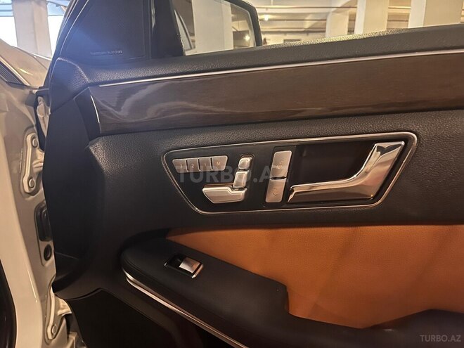 Mercedes E 350 4MATIC 2011, 308,000 km - 3.5 л - Bakı