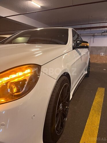 Mercedes E 350 4MATIC 2011, 308,000 km - 3.5 л - Bakı
