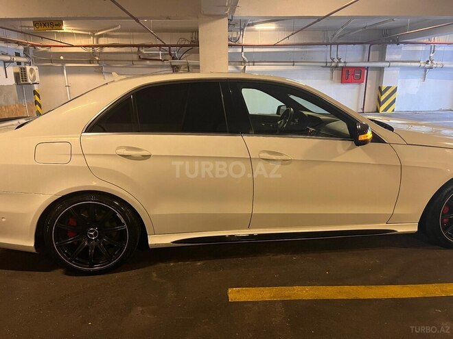 Mercedes E 350 4MATIC 2011, 308,000 km - 3.5 л - Bakı