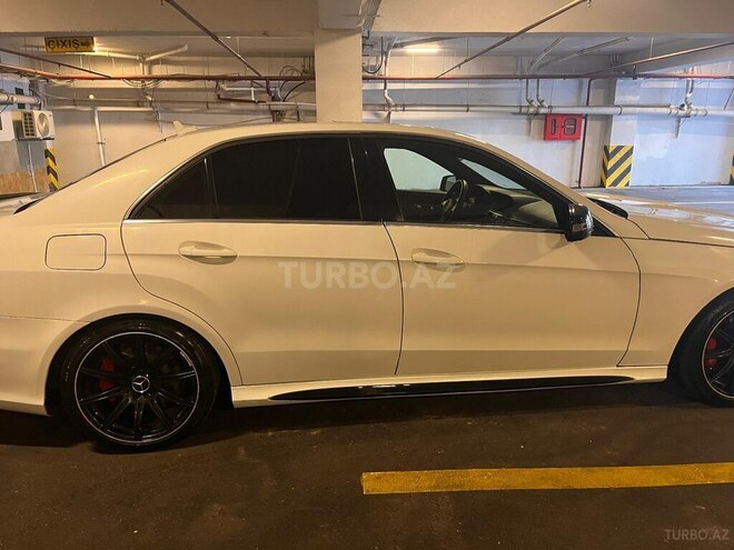 Mercedes E 350 4MATIC 2011, 308,000 km - 3.5 л - Bakı