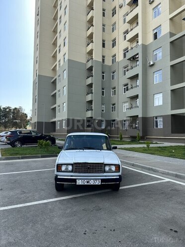 LADA (VAZ) 2107-1