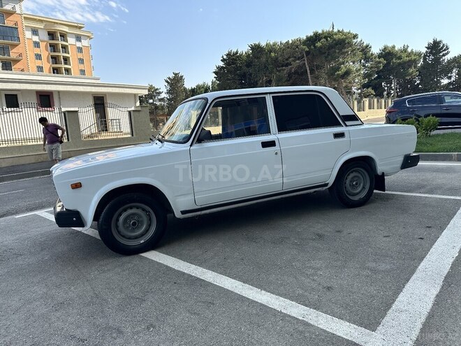 LADA (VAZ) 2107-13