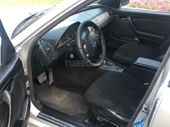 Mercedes  1996, 440,000 km - 3.6 l - Balakən