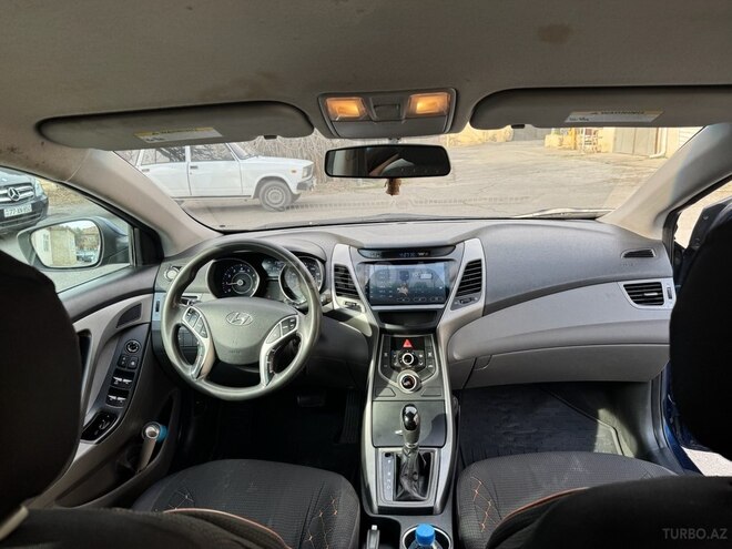 Hyundai Elantra 2015, 280,026 km - 1.8 l - Bakı