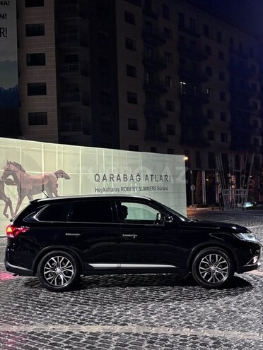 Mitsubishi Outlander 2016, 177,000 km - 2.4 l - Gəncə