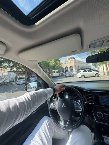 Mitsubishi Outlander 2016, 177,000 km - 2.4 l - Gəncə