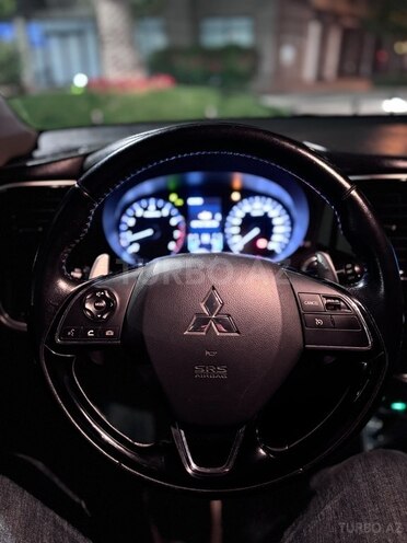 Mitsubishi Outlander 2016, 177,000 km - 2.4 l - Gəncə