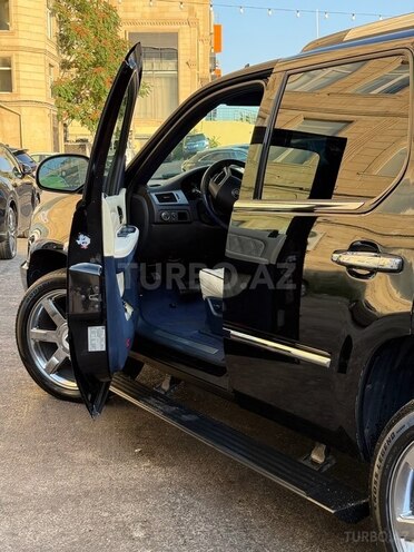 Cadillac Escalade 2008, 130,000 km - 6.2 l - Bakı