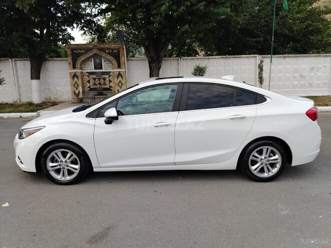 Chevrolet Cruze 2018, 137,000 km - 1.4 л - Şəki