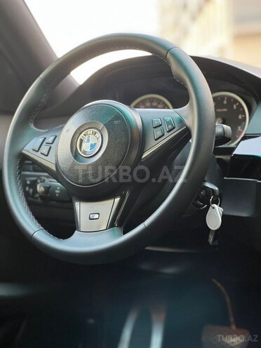 BMW 530 2005, 299,000 km - 3.0 l - Bakı