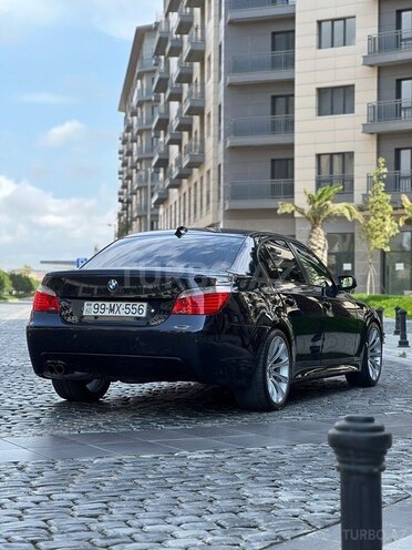 BMW 530 2005, 299,000 km - 3.0 l - Bakı