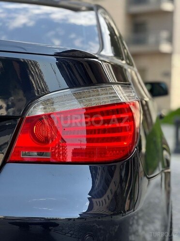 BMW 530 2005, 299,000 km - 3.0 l - Bakı