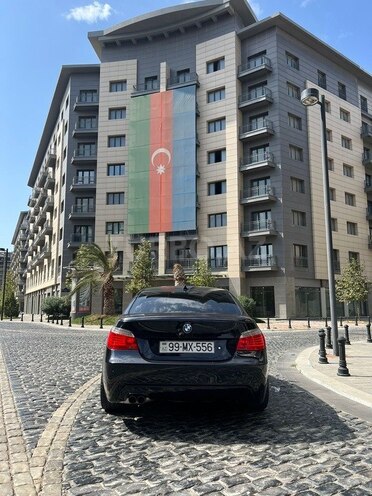 BMW 530 2005, 299,000 km - 3.0 l - Bakı