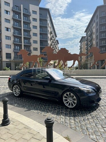 BMW 530 2005, 299,000 km - 3.0 l - Bakı