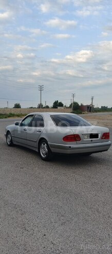 Mercedes E 230 1996, 417,000 km - 2.3 l - Xaçmaz