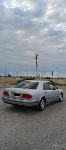 Mercedes E 230 1996, 417,000 km - 2.3 l - Xaçmaz