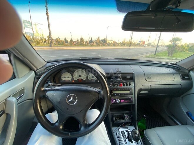 Mercedes C 240 2000, 384,000 km - 2.4 l - Bakı