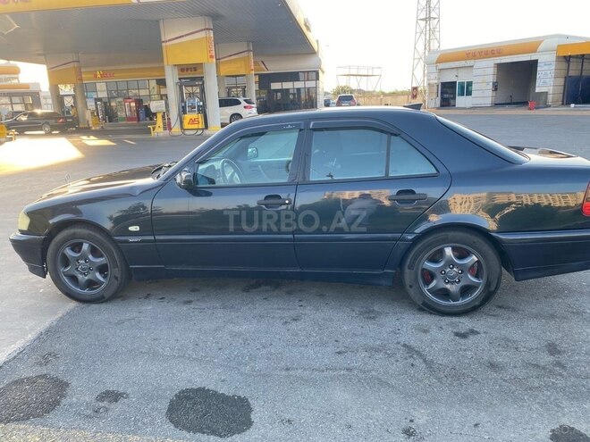 Mercedes C 240 2000, 384,000 km - 2.4 l - Bakı