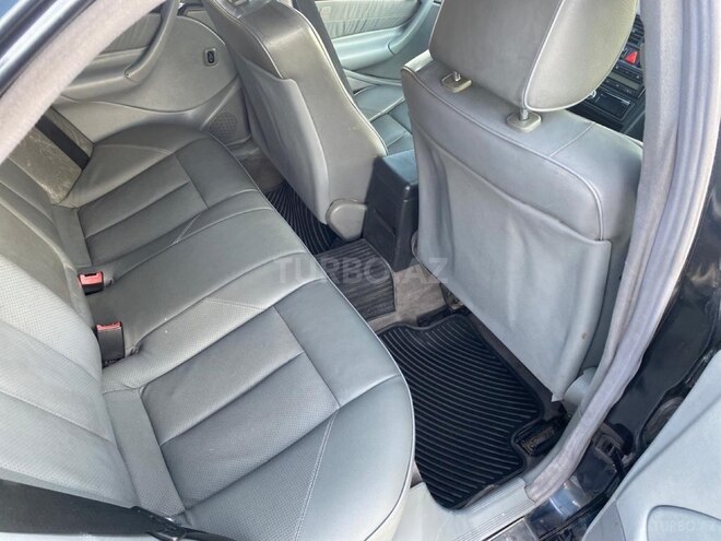 Mercedes C 240 2000, 384,000 km - 2.4 l - Bakı