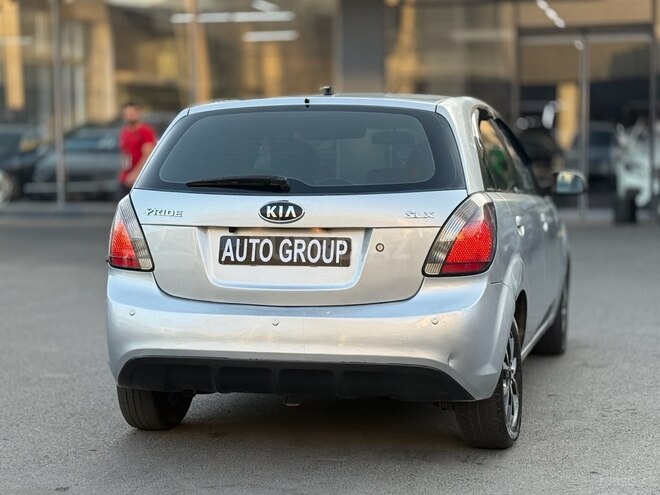 Kia Rio 2006, 250,000 km - 1.5 l - Bakı