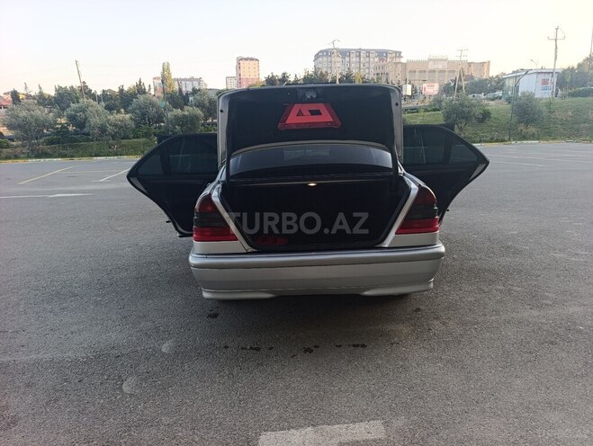 Mercedes C 200 2000, 408,530 km - 2.0 л - Sumqayıt