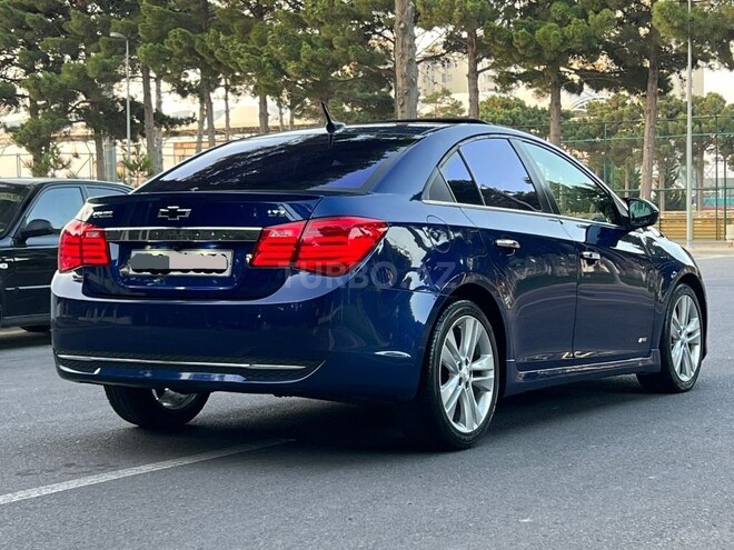 Chevrolet Cruze-10