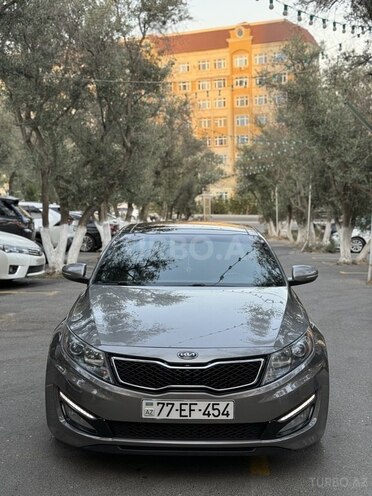 Kia Optima-1