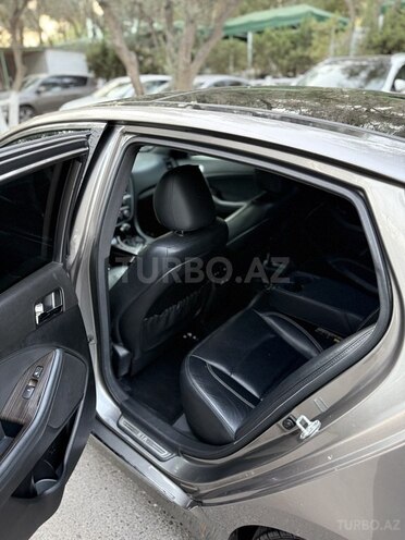 Kia Optima-7