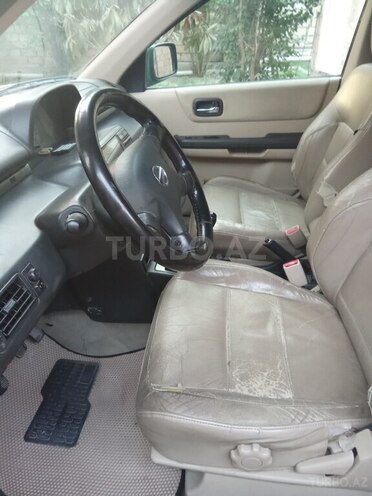 Nissan X-Trail 2001, 345,458 km - 2.2 l - Yevlax