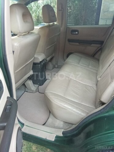 Nissan X-Trail 2001, 345,458 km - 2.2 l - Yevlax