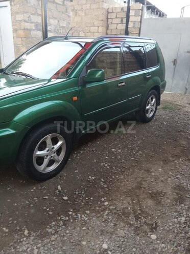 Nissan X-Trail 2001, 345,458 km - 2.2 l - Yevlax