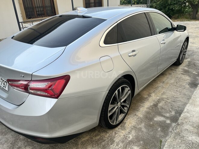 Chevrolet Malibu-4