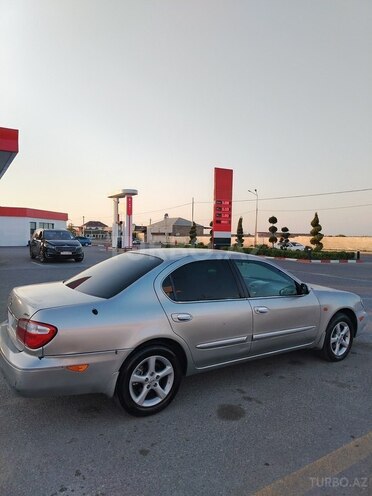 Nissan Maxima-4