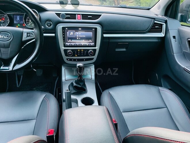 JAC T8-4
