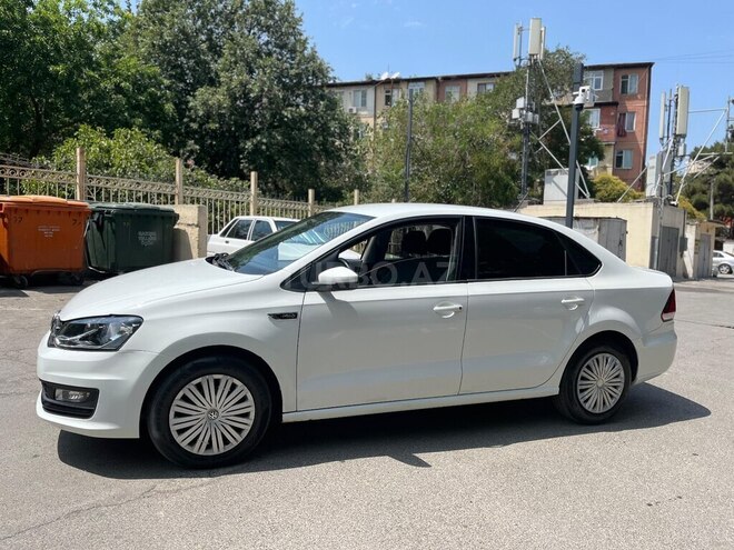 Volkswagen Polo 2019, 145,000 km - 1.6 l - Bakı