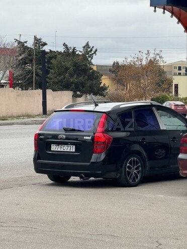 Kia  2008, 250,000 km - 1.6 l - Bakı