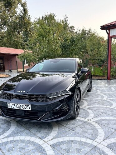 Kia K5-1