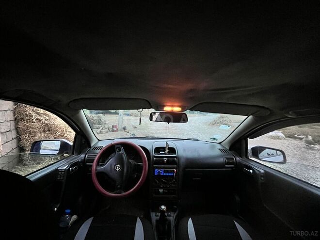Opel Astra 1998, 450,000 km - 1.8 l - Quba