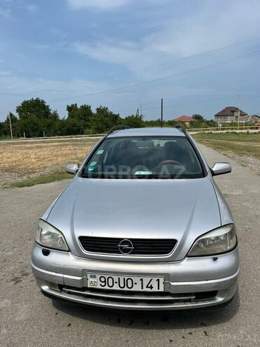 Opel Astra 1998, 450,000 km - 1.8 l - Quba