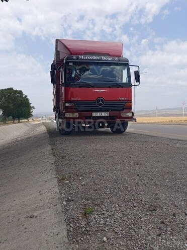Mercedes Atego 815 1999, 587,015 km - 4.6 л - Şamaxı