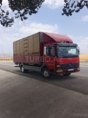 Mercedes Atego 815 1999, 587,015 km - 4.6 л - Şamaxı