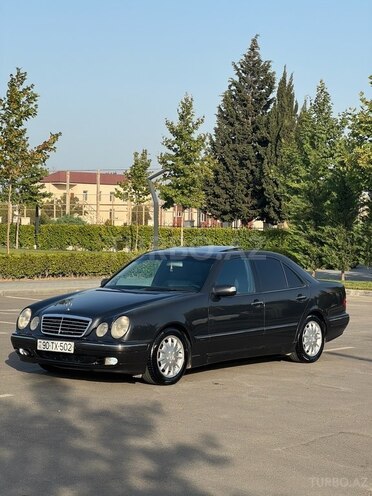 Mercedes E 280 2000, 380,000 km - 2.8 l - Salyan