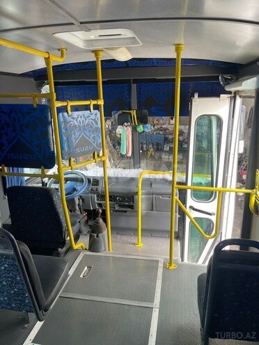 Isuzu Ecobus 2012, 500,000 km - 4.6 l - Bakı