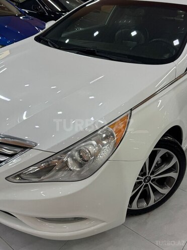 Hyundai Sonata-9